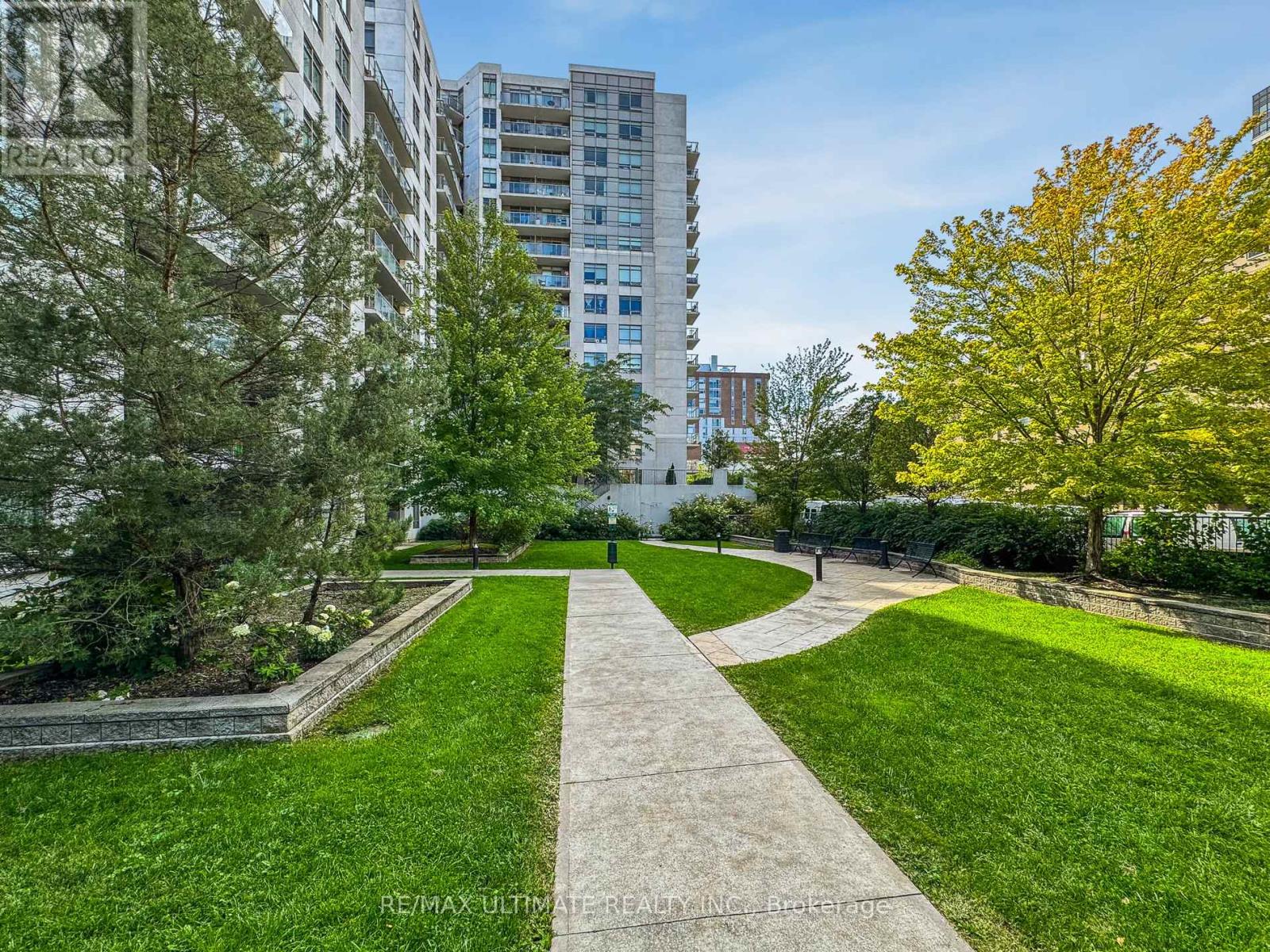 1402 - 816 Lansdowne Avenue, Toronto, Ontario  M6H 4K6 - Photo 27 - W12409109