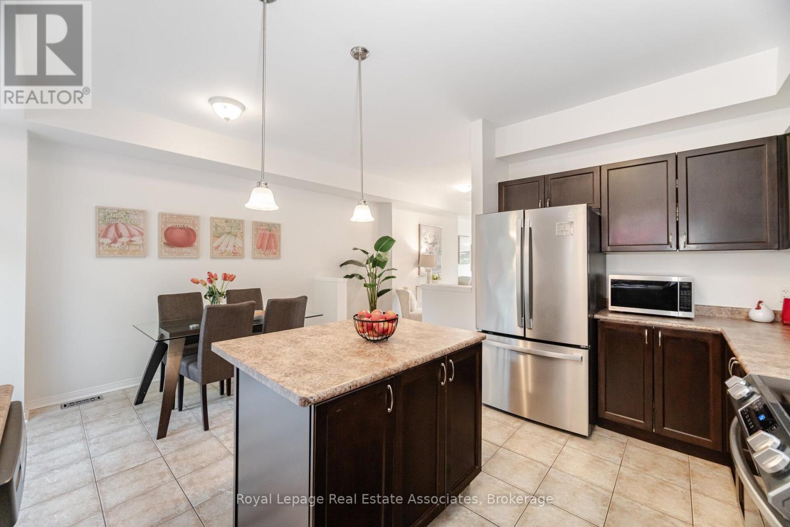 3207 Joel Kerbel Place, Mississauga, Ontario  L4Y 0B1 - Photo 14 - W12409142