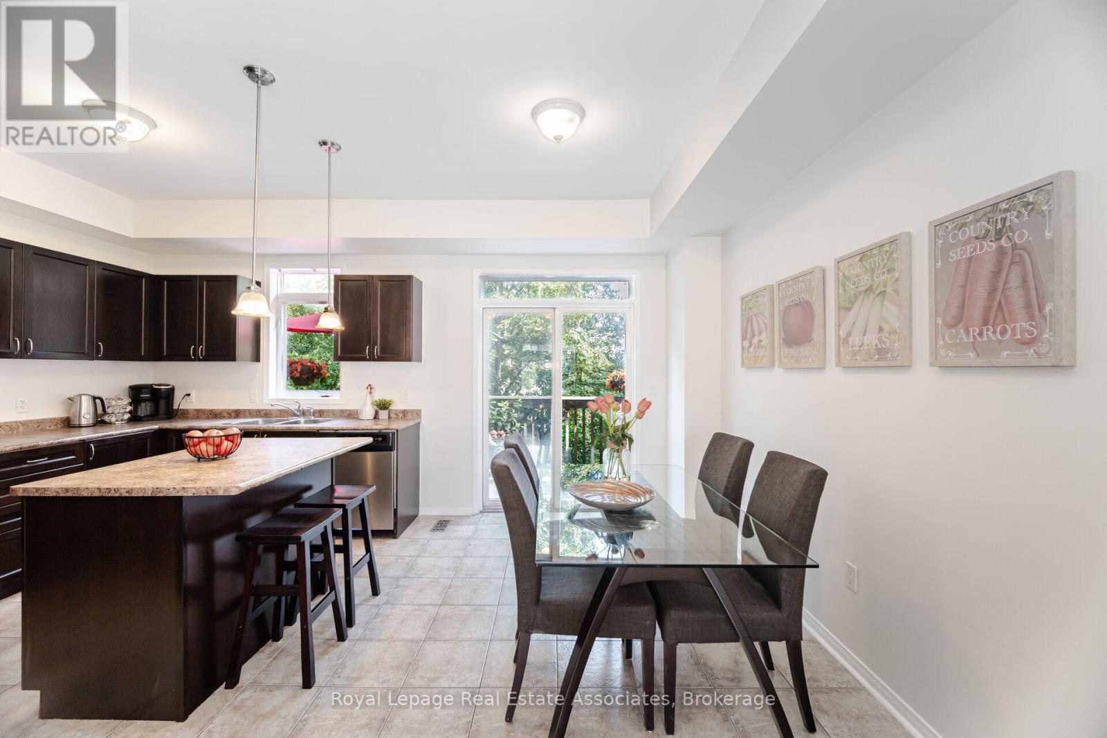 3207 Joel Kerbel Place, Mississauga, Ontario  L4Y 0B1 - Photo 9 - W12409142