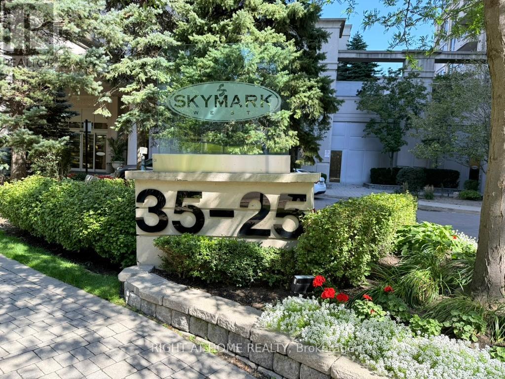 521 - 25 Kingsbridge Garden Circle, Mississauga (Hurontario), Ontario  L5R 4B1 - Photo 2 - W12409143