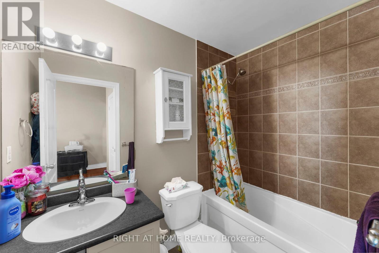 105 - 2772 Keele Street, Toronto, Ontario  M3M 0A3 - Photo 18 - W12409144