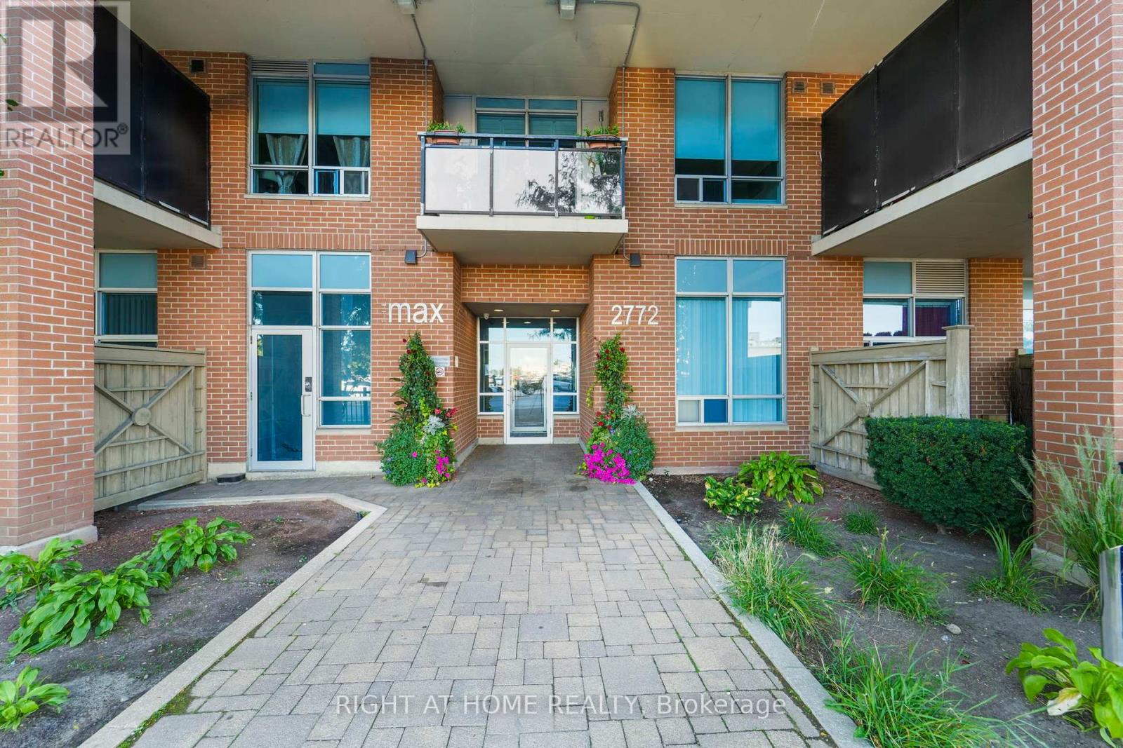 105 - 2772 Keele Street, Toronto, Ontario  M3M 0A3 - Photo 2 - W12409144