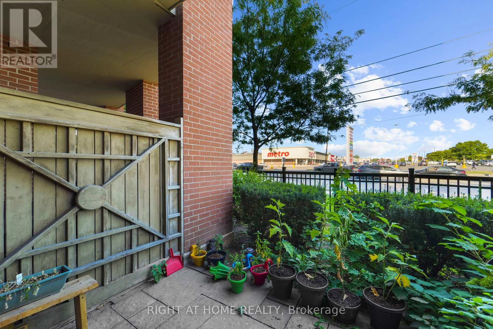 105 - 2772 Keele Street, Toronto, Ontario  M3M 0A3 - Photo 24 - W12409144