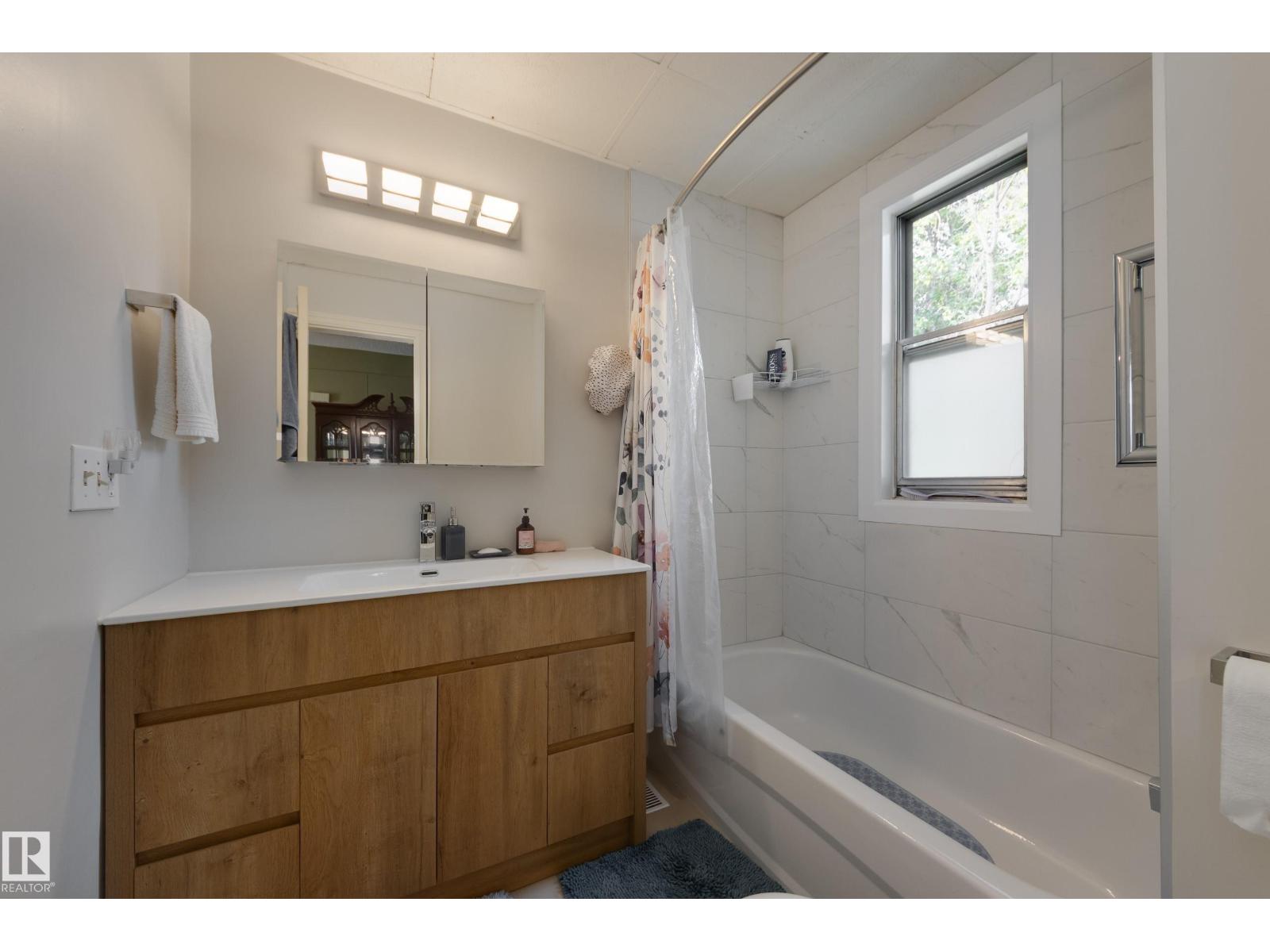 12126 39 St Nw, Edmonton, Alberta  T5W 2K1 - Photo 14 - E4458103