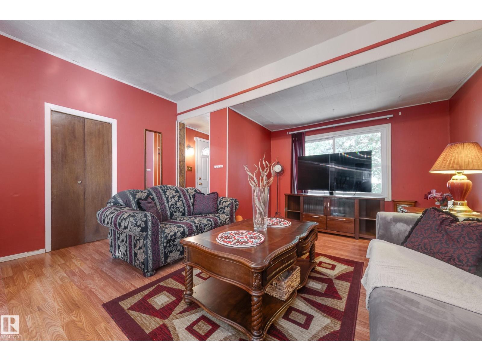 12126 39 St Nw, Edmonton, Alberta  T5W 2K1 - Photo 4 - E4458103