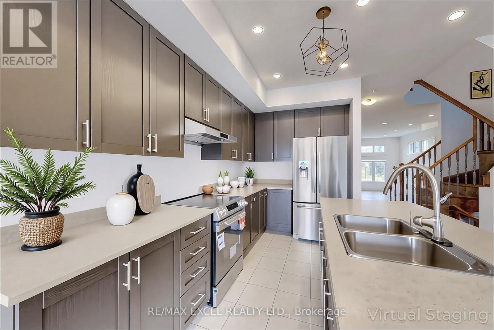 283 Dundas Way, Markham, Ontario  L6E 0S8 - Photo 9 - N12409027