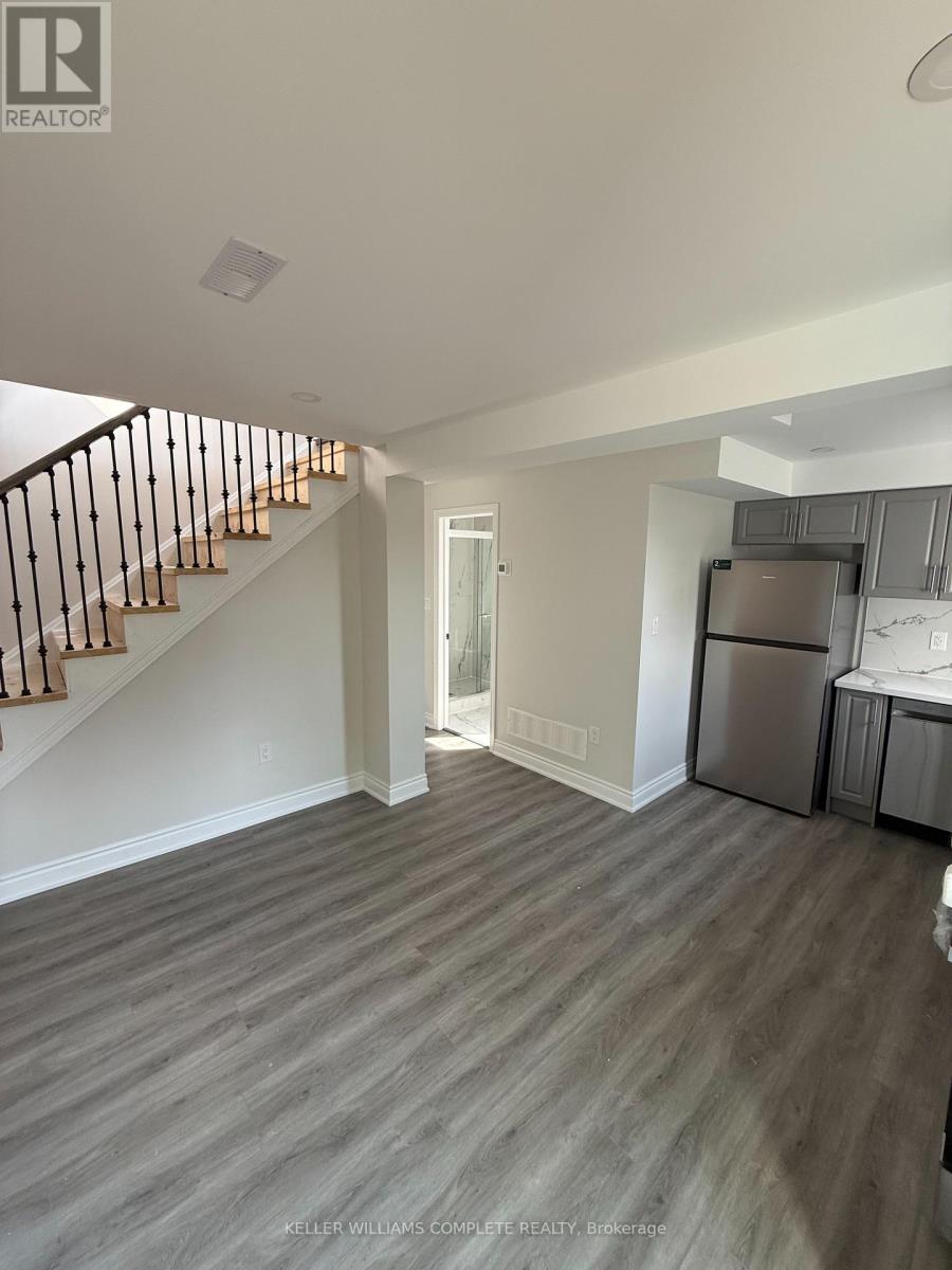 Upper & Attic - 187 Stirton Street, Hamilton, Ontario  L8L 6G7 - Photo 10 - X12408989