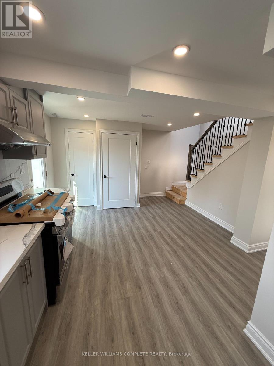 Upper & Attic - 187 Stirton Street, Hamilton, Ontario  L8L 6G7 - Photo 14 - X12408989