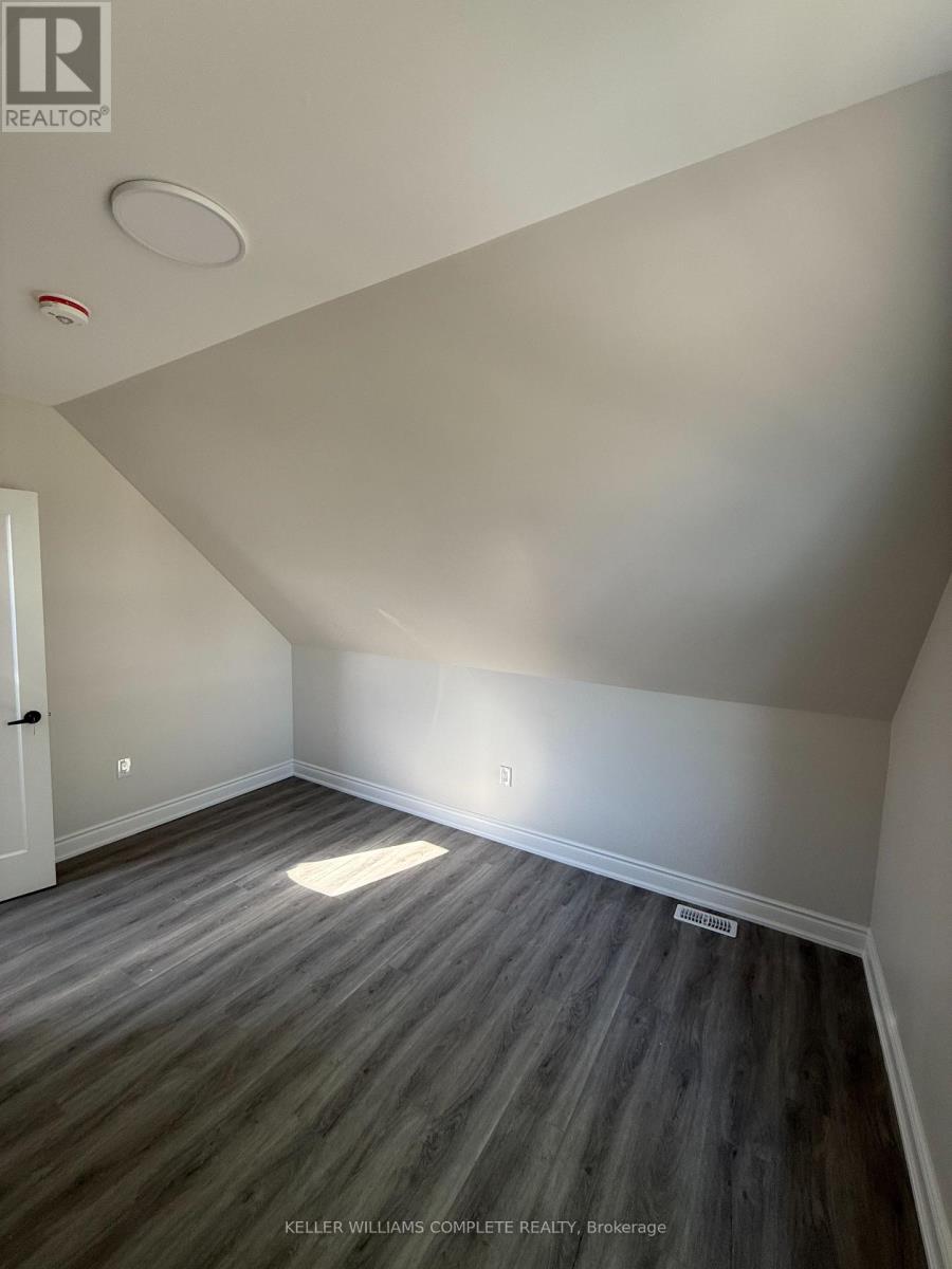 Upper & Attic - 187 Stirton Street, Hamilton, Ontario  L8L 6G7 - Photo 30 - X12408989