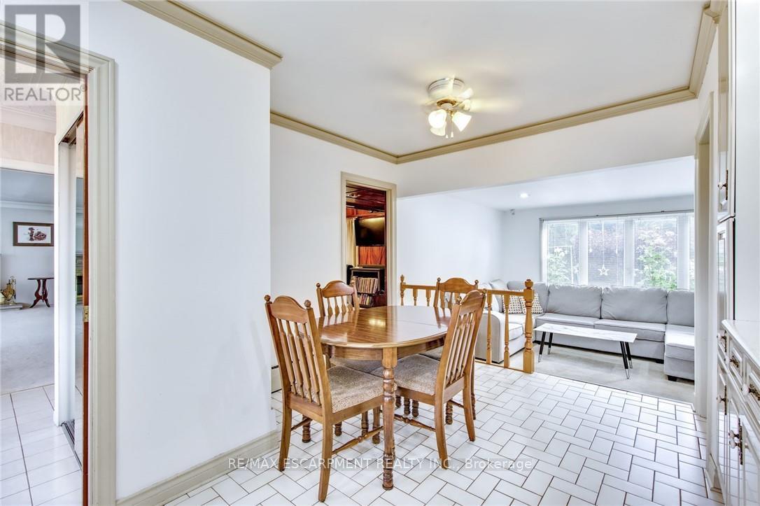 3546 Eton Crescent, Niagara Falls, Ontario  L2J 3B5 - Photo 11 - X12408993