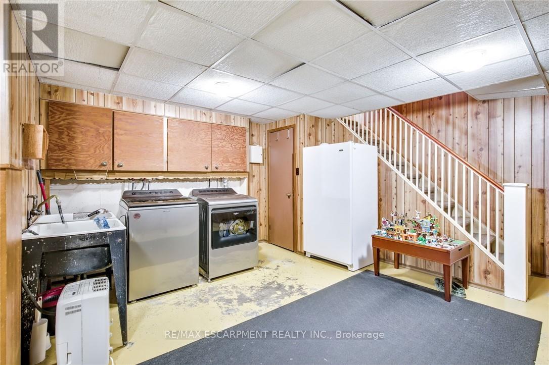 3546 Eton Crescent, Niagara Falls, Ontario  L2J 3B5 - Photo 32 - X12408993