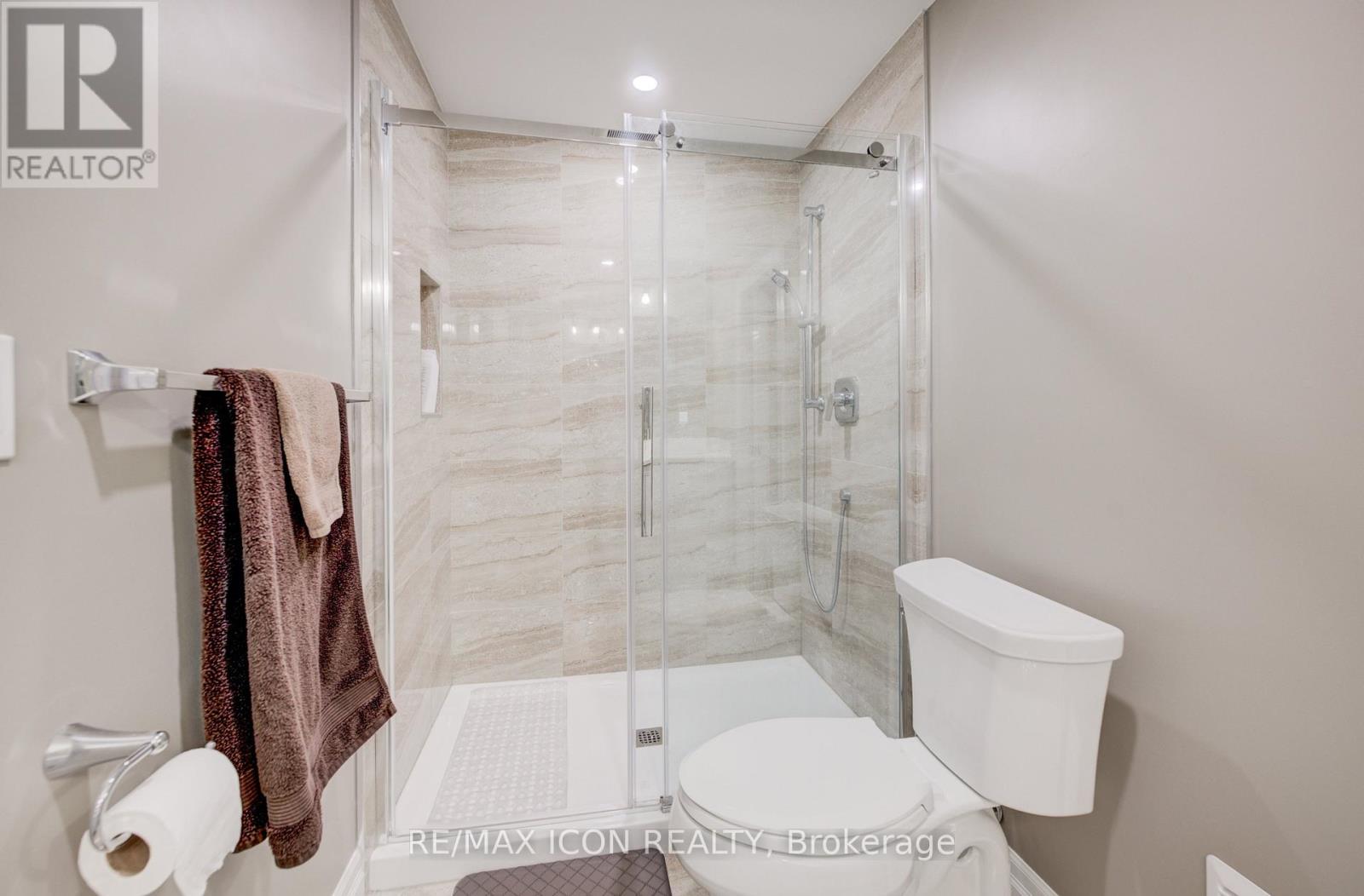 13 - 68 Cedar Street, Brant (Paris), Ontario  N3L 0L4 - Photo 35 - X12409006