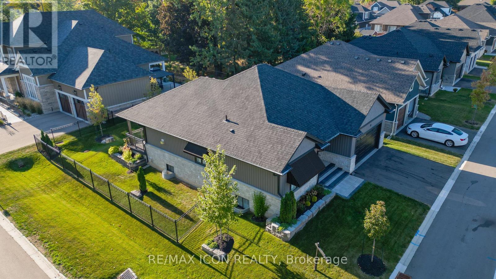 13 - 68 Cedar Street, Brant (Paris), Ontario  N3L 0L4 - Photo 43 - X12409006