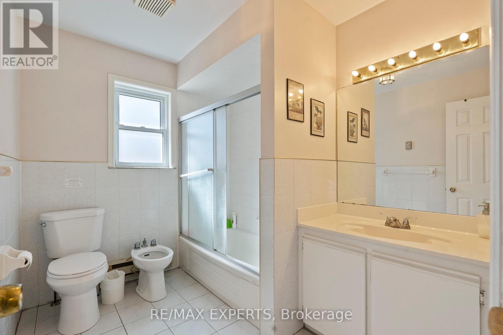 632 Bannister Drive, South Bruce Peninsula, Ontario  N0H 2G0 - Photo 18 - X12409075