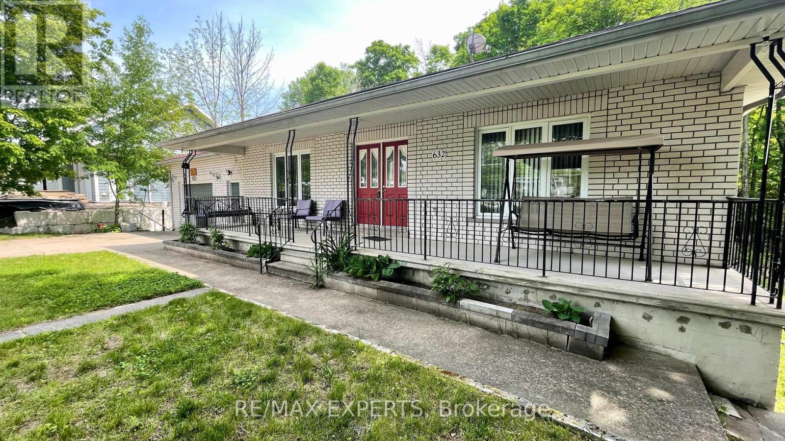 632 Bannister Drive, South Bruce Peninsula, Ontario  N0H 2G0 - Photo 2 - X12409075