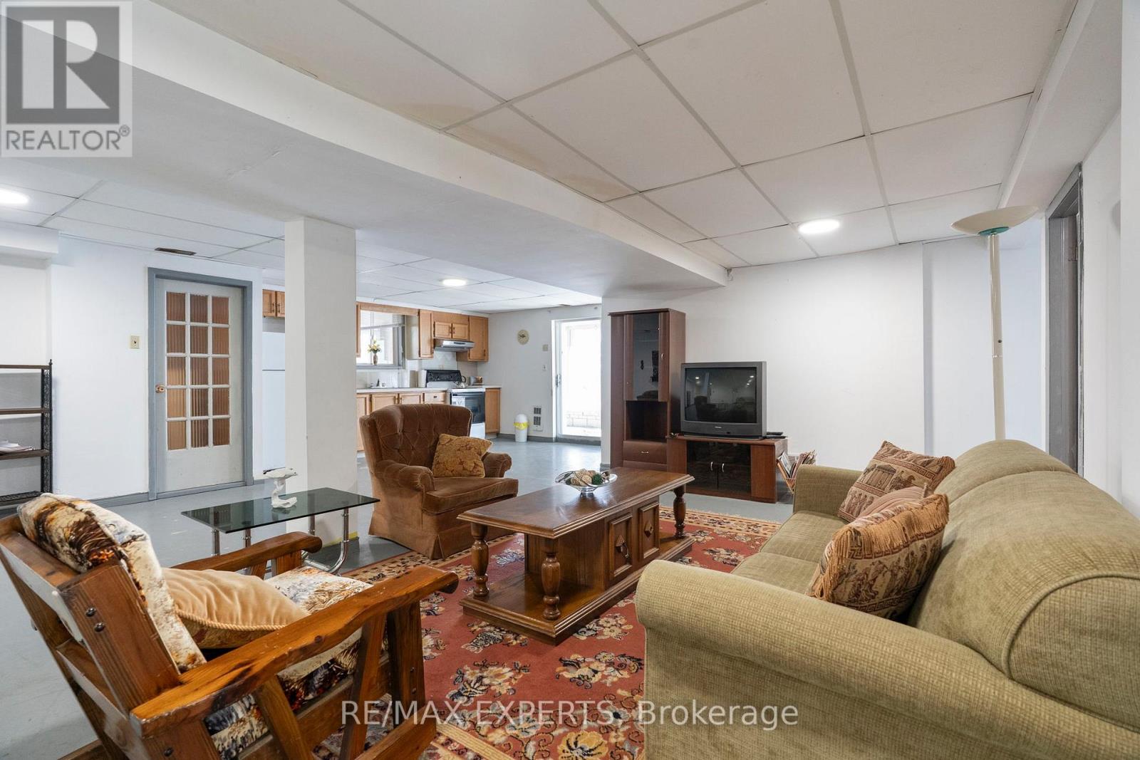 632 Bannister Drive, South Bruce Peninsula, Ontario  N0H 2G0 - Photo 22 - X12409075