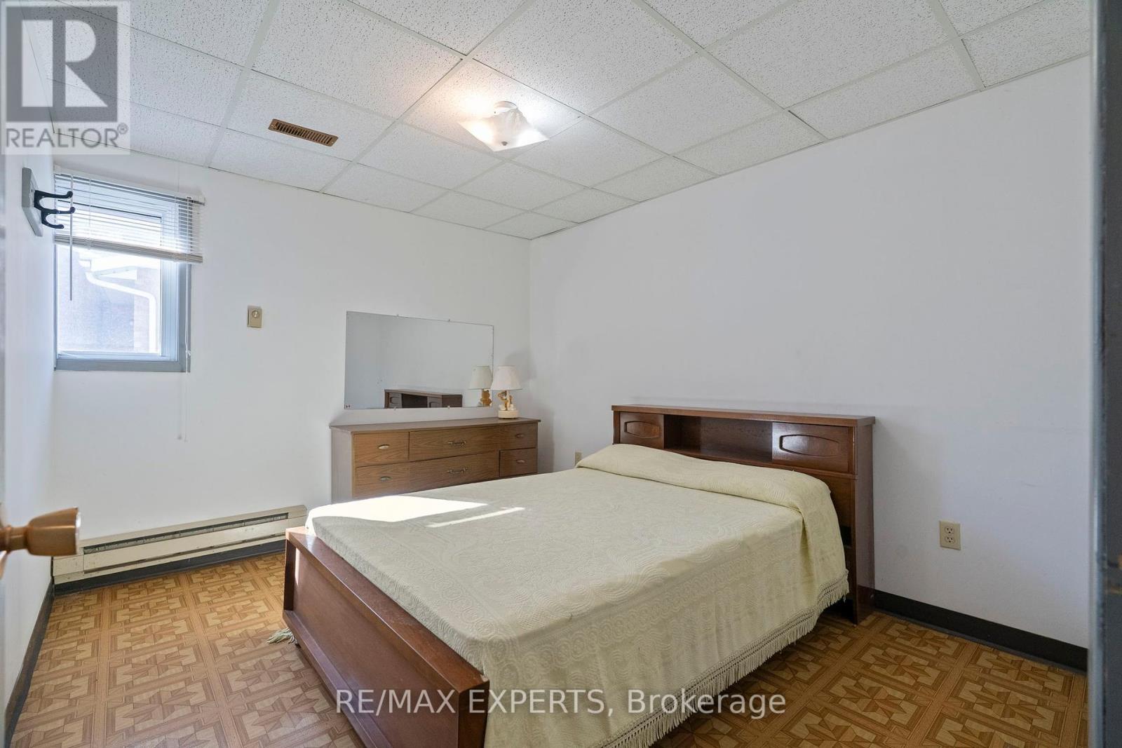 632 Bannister Drive, South Bruce Peninsula, Ontario  N0H 2G0 - Photo 27 - X12409075