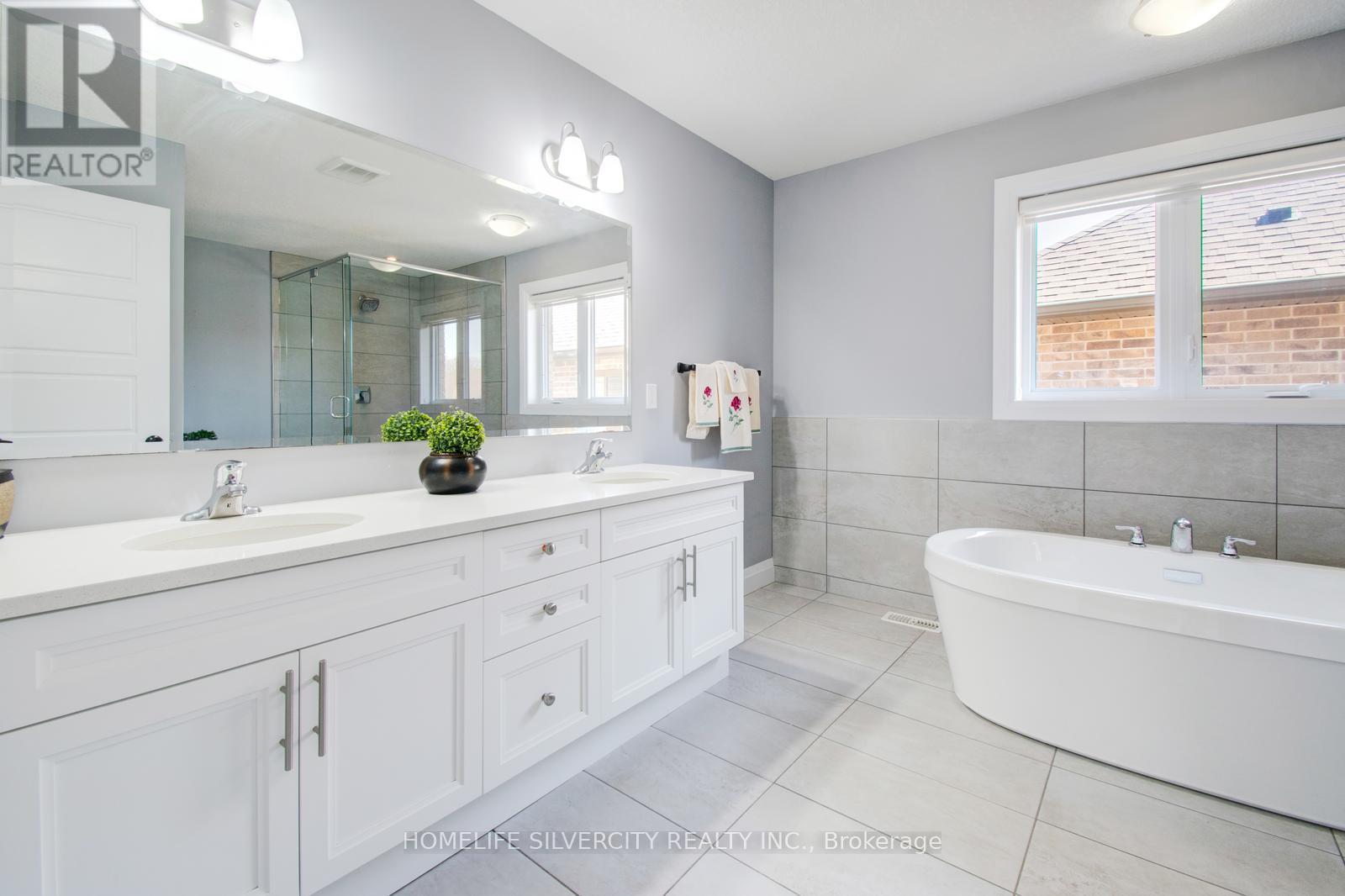 556 Mayapple Street, Waterloo, Ontario  N2V 0C3 - Photo 18 - X12409111