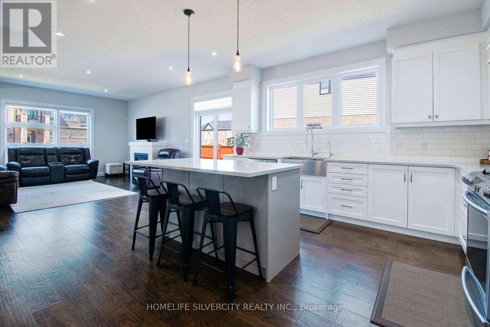 556 Mayapple Street, Waterloo, Ontario  N2V 0C3 - Photo 26 - X12409111