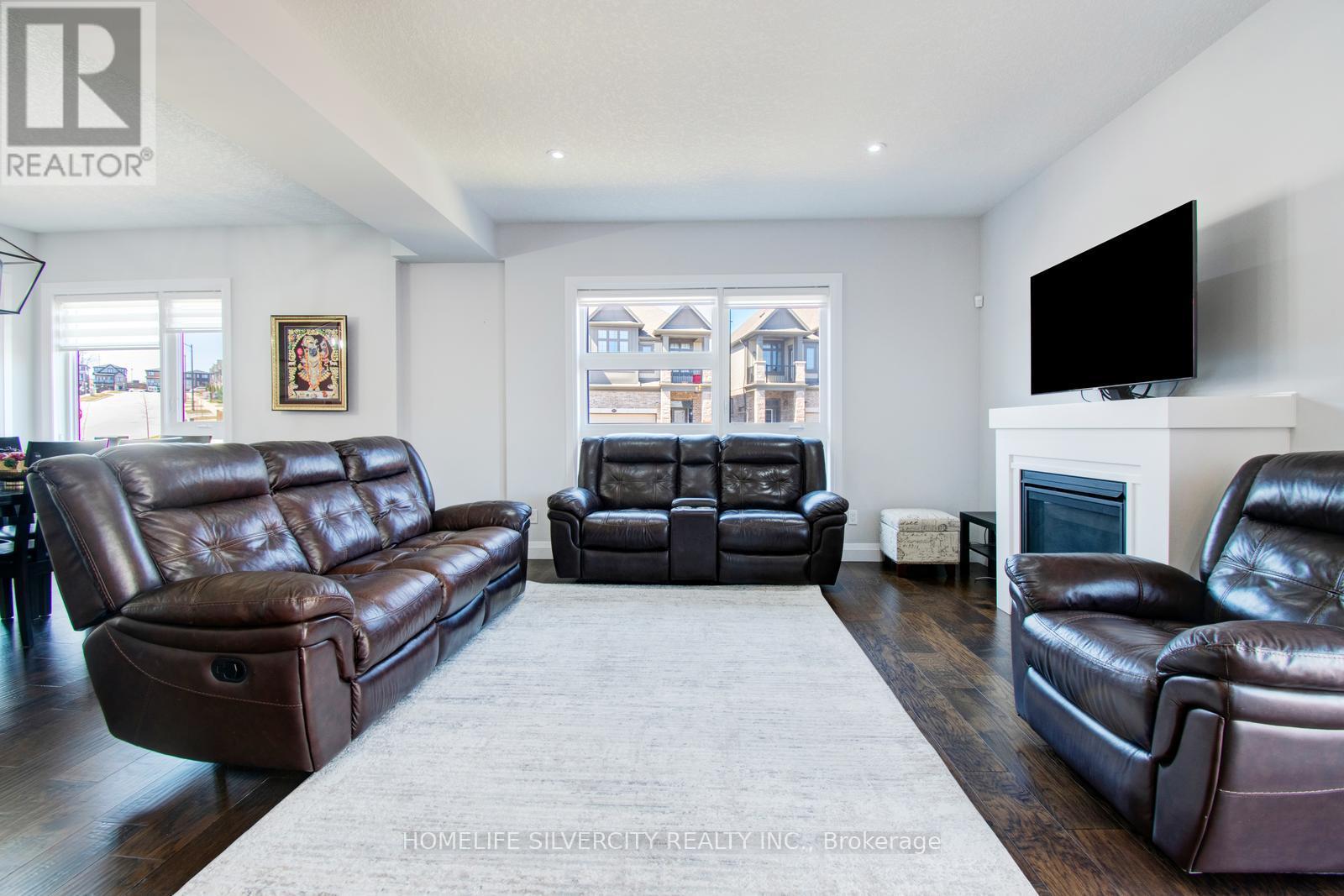 556 Mayapple Street, Waterloo, Ontario  N2V 0C3 - Photo 32 - X12409111