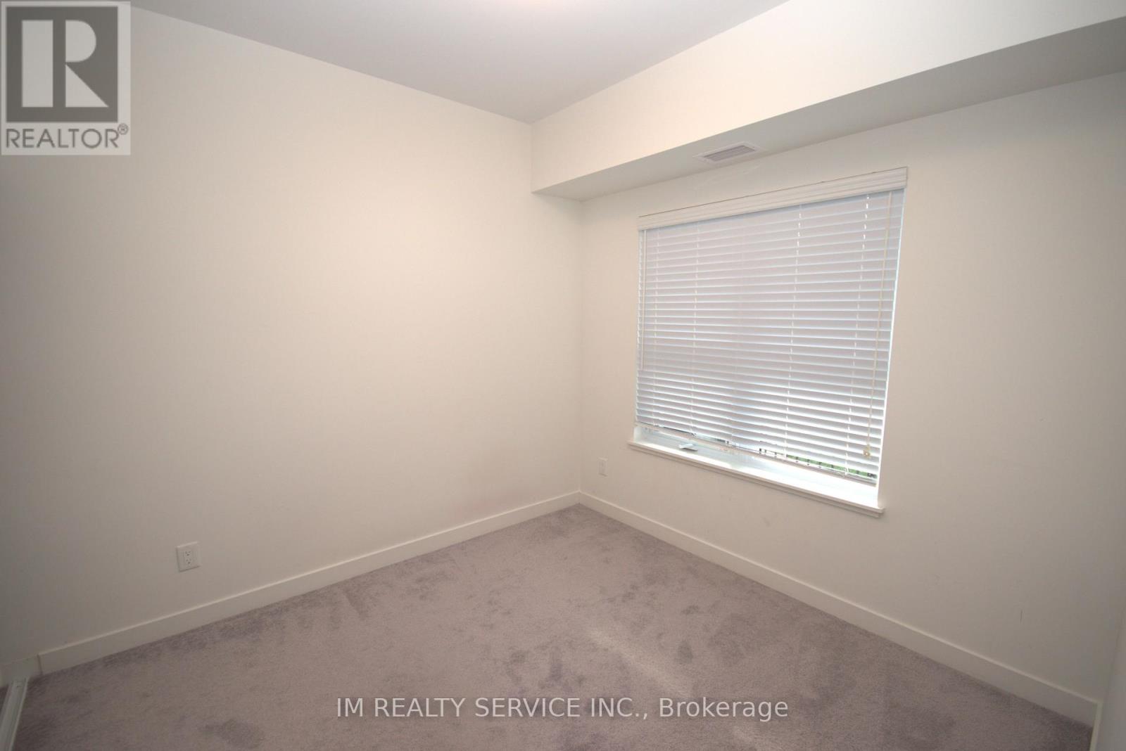 2 - 110 Fergus Avenue, Kitchener, Ontario  N2A 0K9 - Photo 11 - X12409133