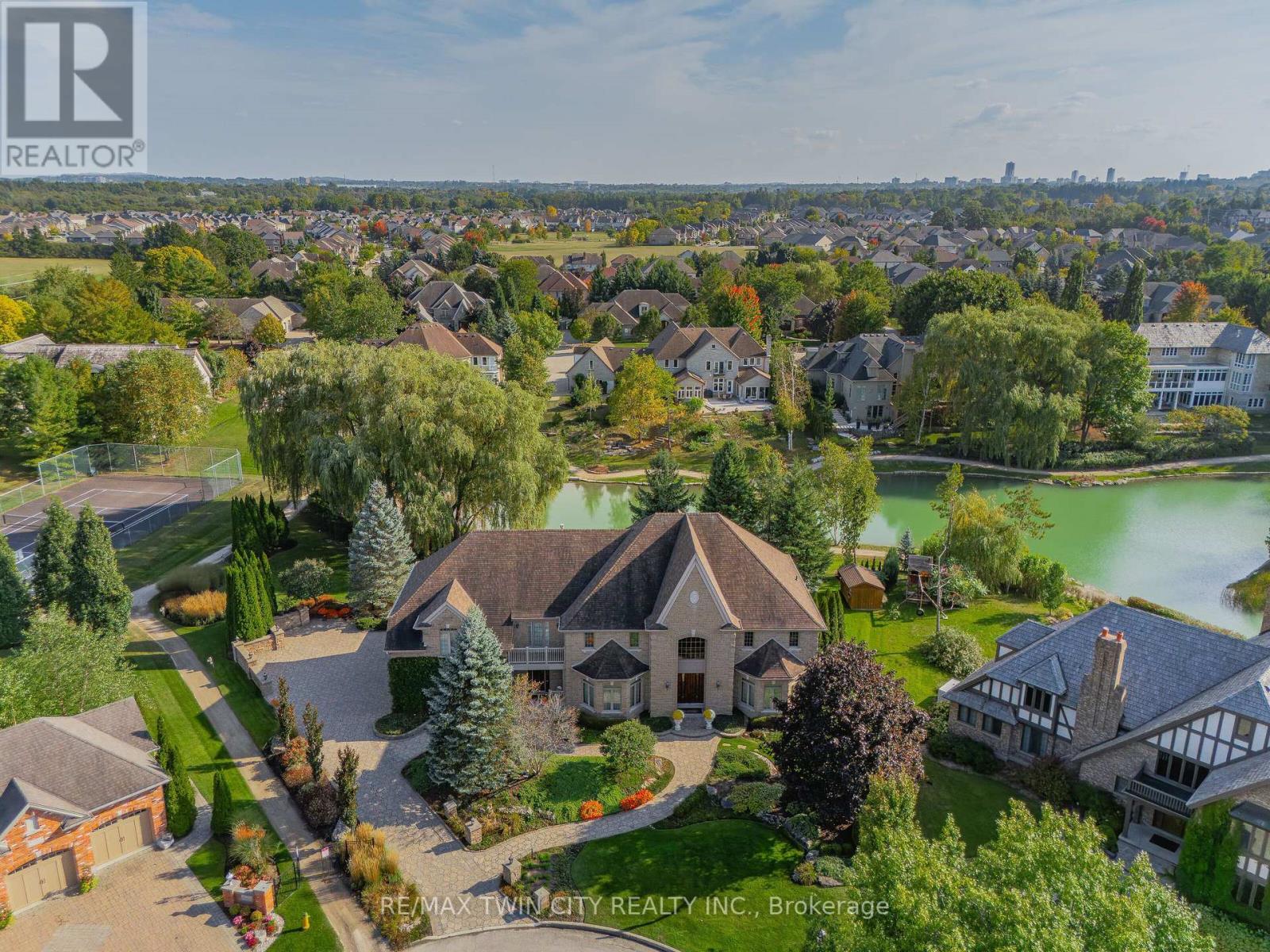 375 RIVER OAK PLACE, Waterloo, Ontario