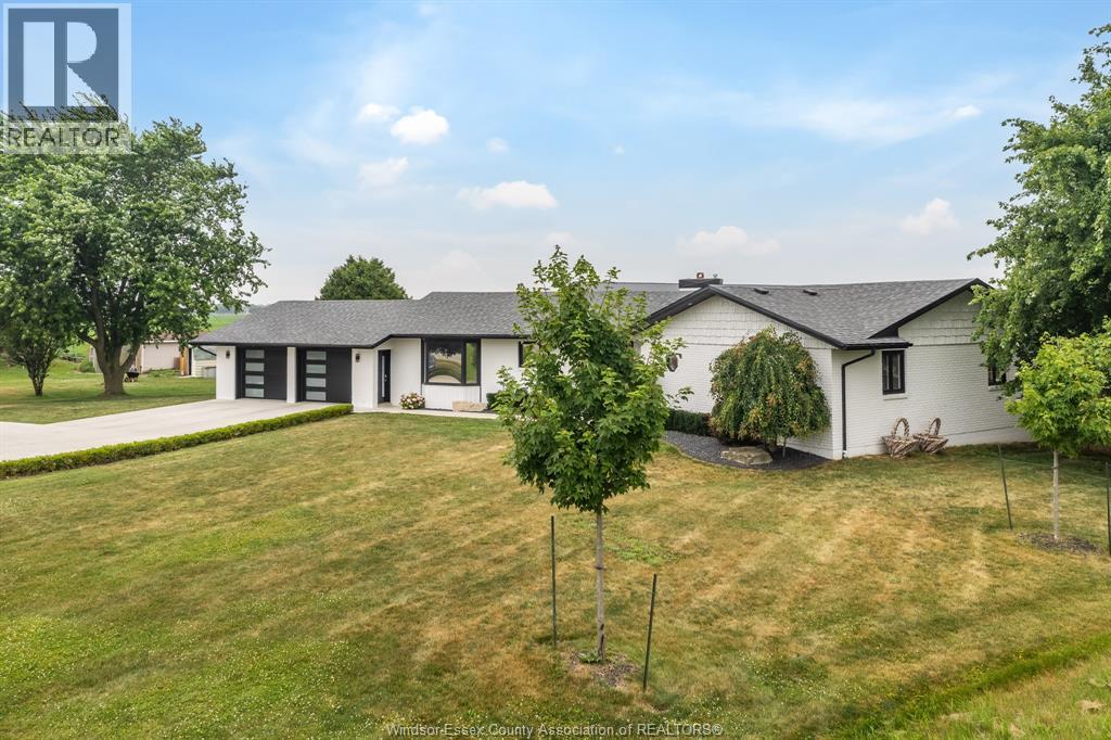 429 Highway 3 East, Leamington, Ontario  N8H 3V6 - Photo 4 - 25023704