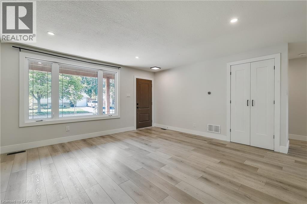 88 Oak Street, Stratford, Ontario  N5A 6Z1 - Photo 5 - 40768270