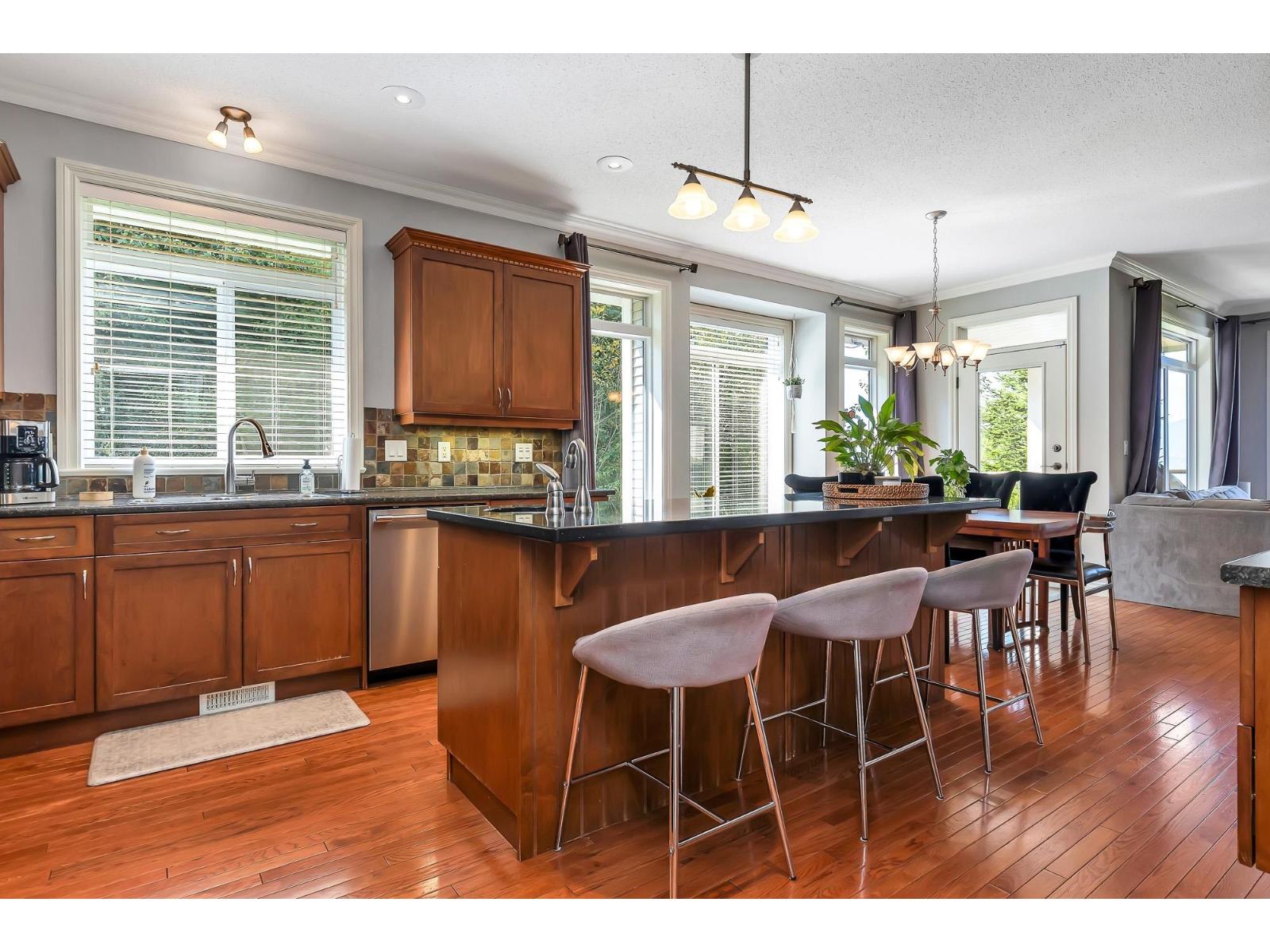 5637 Thom Creek Drive, Promontory, Chilliwack, British Columbia  V2R 5Z6 - Photo 10 - R3048576