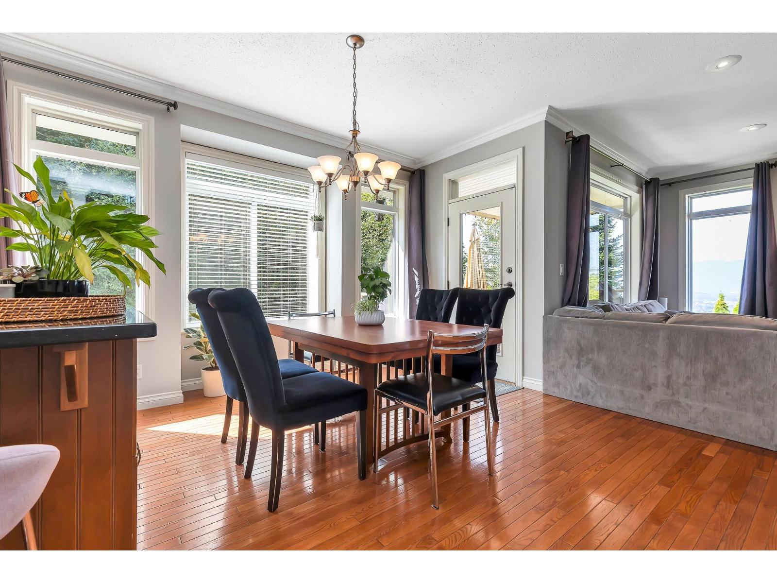 5637 Thom Creek Drive, Promontory, Chilliwack, British Columbia  V2R 5Z6 - Photo 11 - R3048576