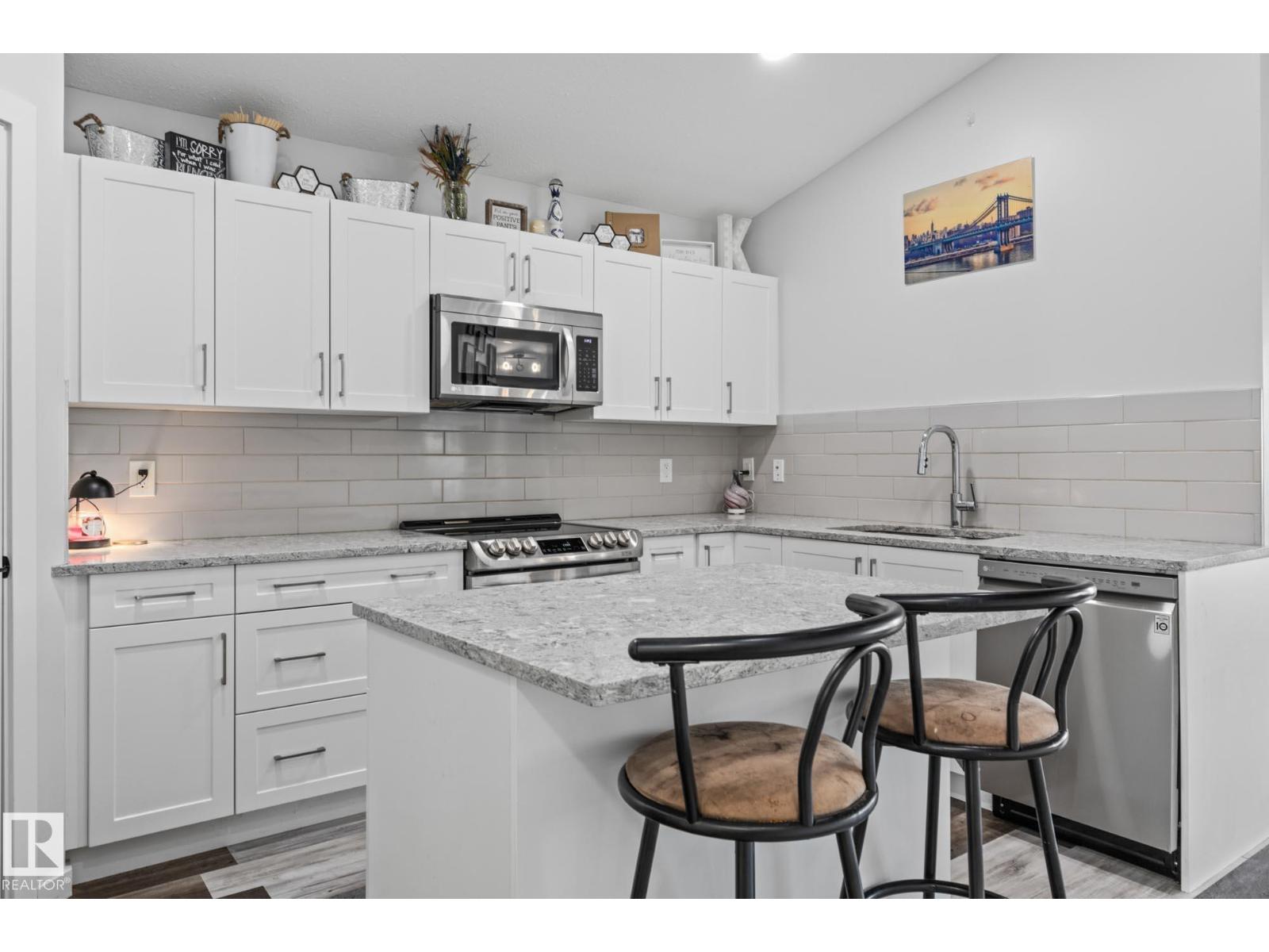9606 83 Av, Morinville, Alberta  T8R 0A6 - Photo 10 - E4458105