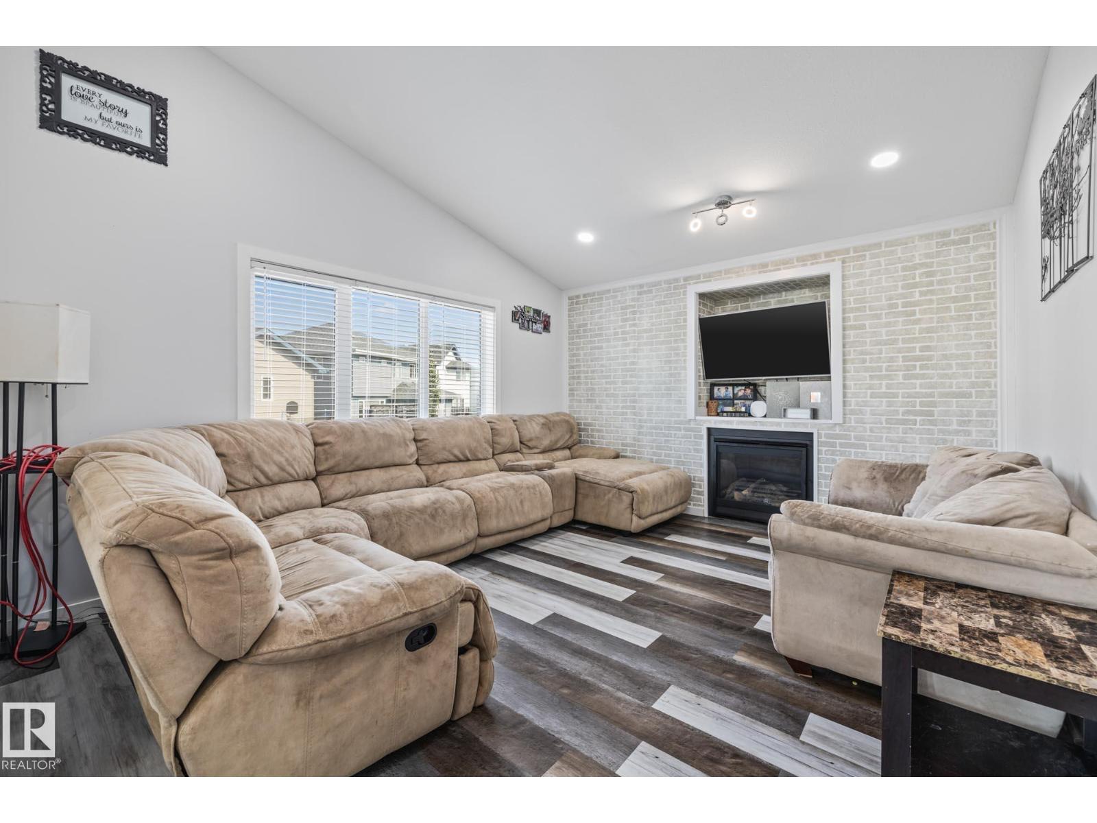 9606 83 Av, Morinville, Alberta  T8R 0A6 - Photo 18 - E4458105