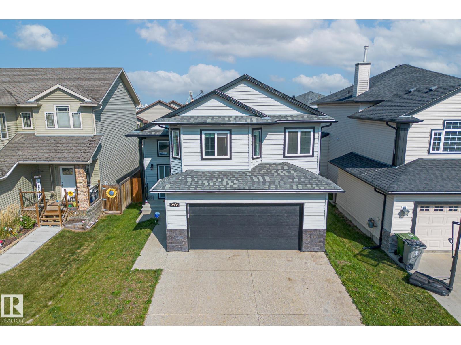 9606 83 Av, Morinville, Alberta  T8R 0A6 - Photo 4 - E4458105
