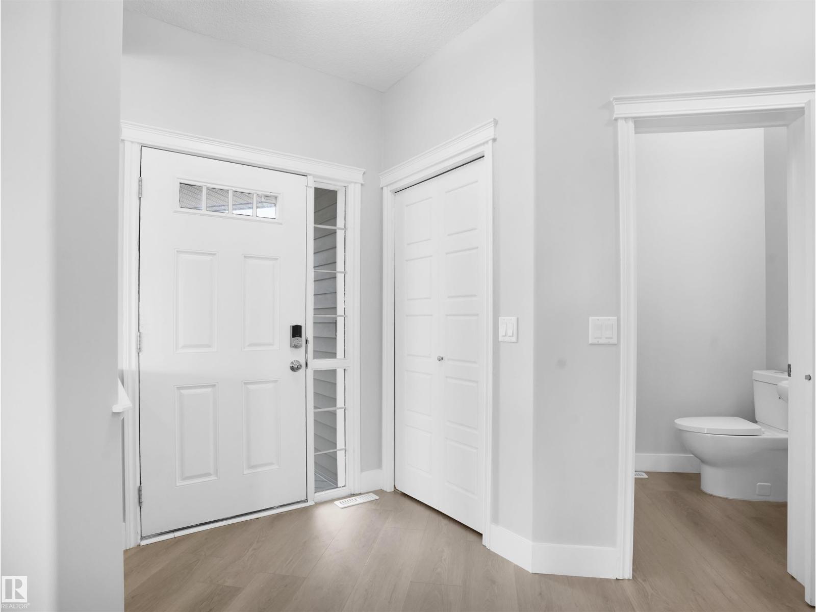 5903 12 Av Sw, Edmonton, Alberta  T6X 0T2 - Photo 13 - E4458107