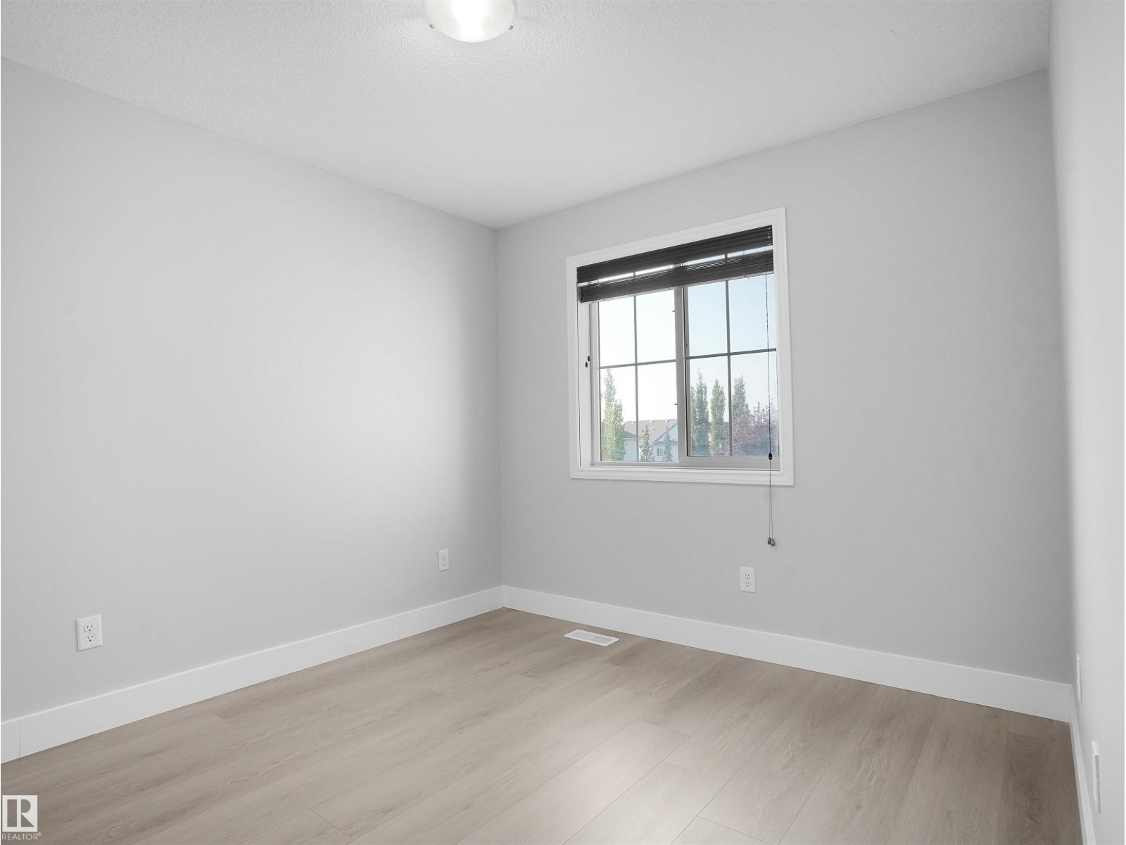 5903 12 Av Sw, Edmonton, Alberta  T6X 0T2 - Photo 21 - E4458107