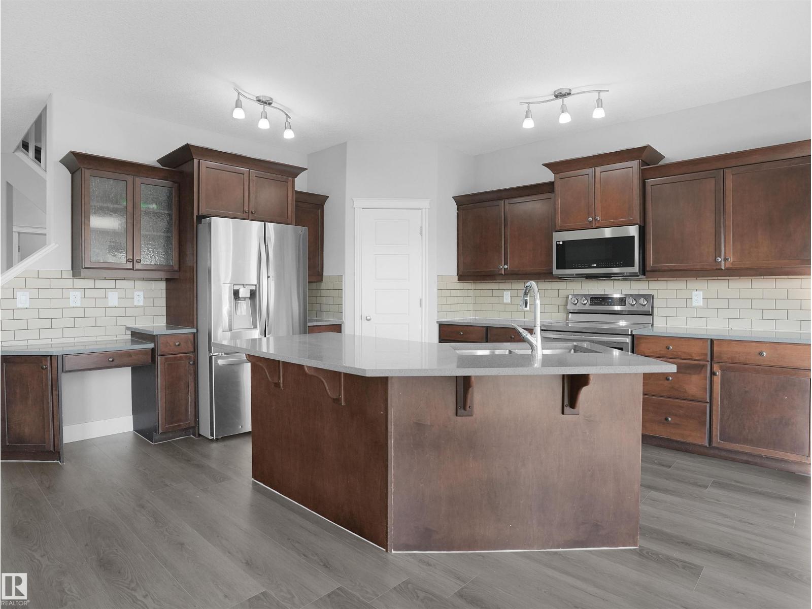5903 12 Av Sw, Edmonton, Alberta  T6X 0T2 - Photo 7 - E4458107