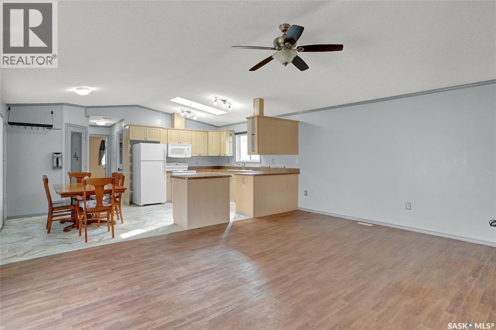 F2 1455 9th Avenue Ne, Moose Jaw, Saskatchewan  S6J 1C6 - Photo 6 - SK018554