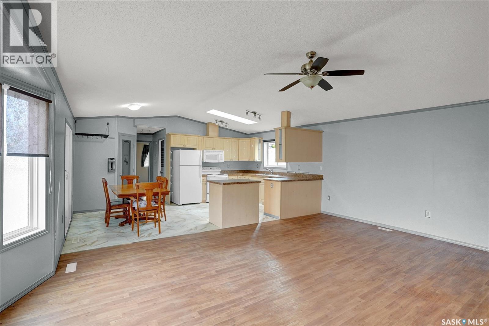 F2 1455 9th Avenue Ne, Moose Jaw, Saskatchewan  S6J 1C6 - Photo 7 - SK018554