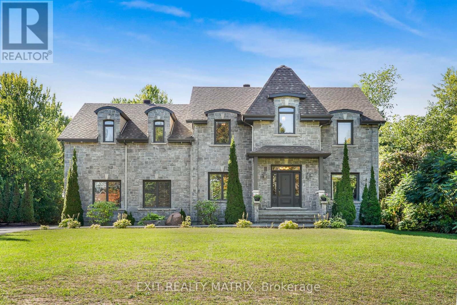 15 DAVIDSON STREET, Champlain, Ontario