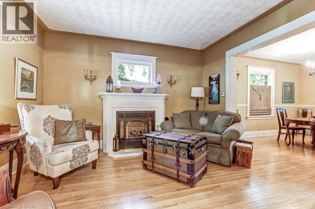 230 GRAHAM Street, Woodstock, Ontario