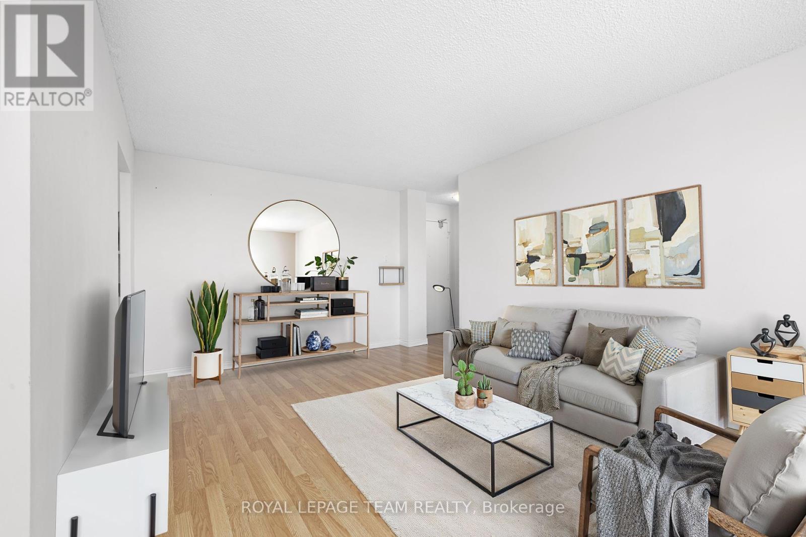 603 - 665 Bathgate Drive, Ottawa, Ontario  K1K 3Y4 - Photo 12 - X12336661