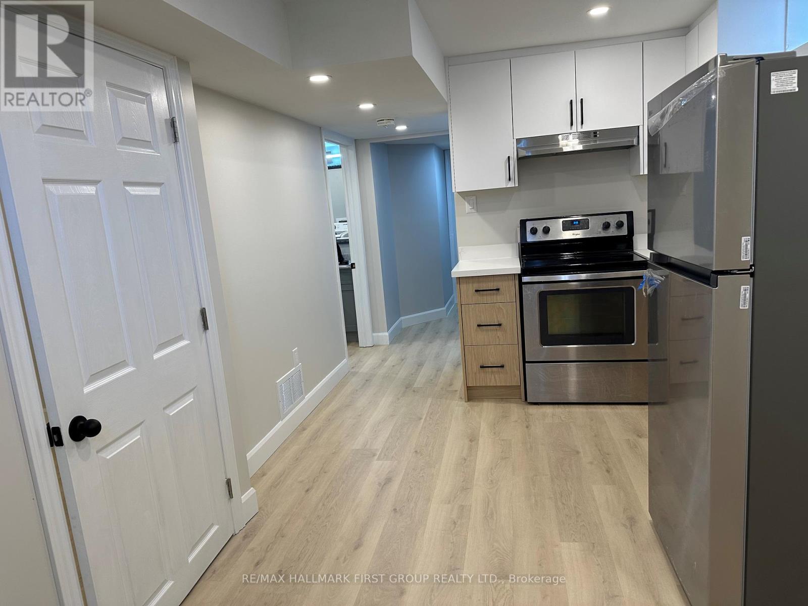 Basement - 54 Longueuil Place, Whitby, Ontario  L1R 3G9 - Photo 6 - E12409274