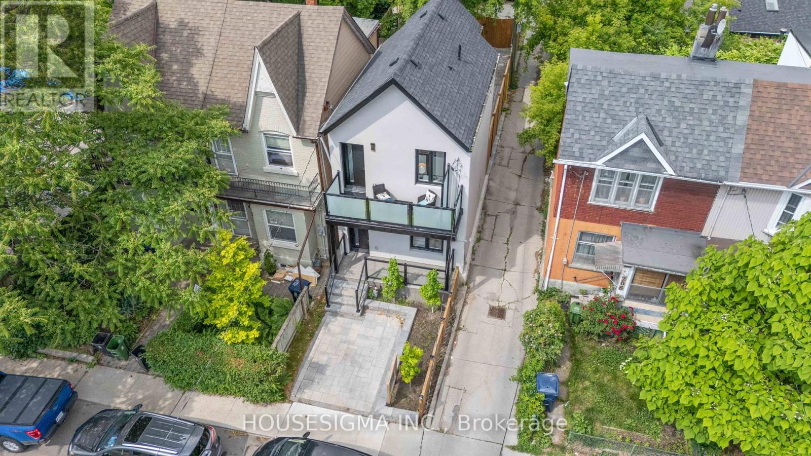 Property at 204 FRANKLIN AVENUE image 2