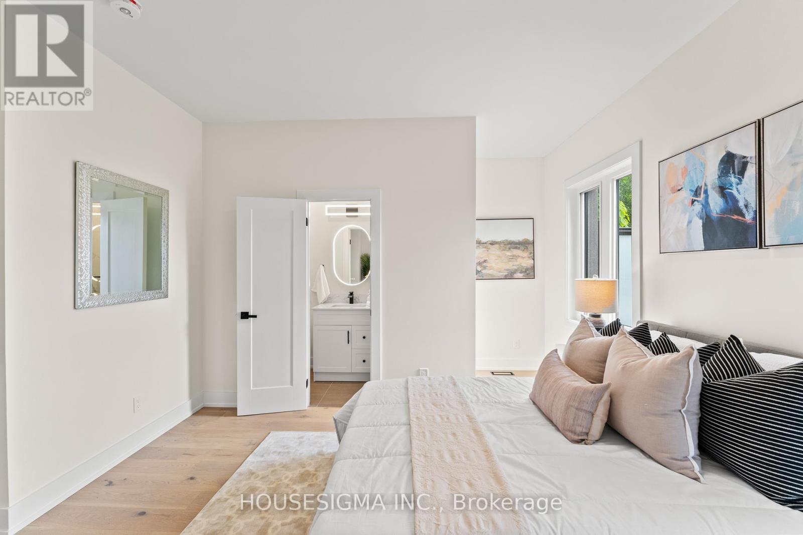 204 Franklin Avenue, Toronto, Ontario  M6P 3Z3 - Photo 24 - W12409406