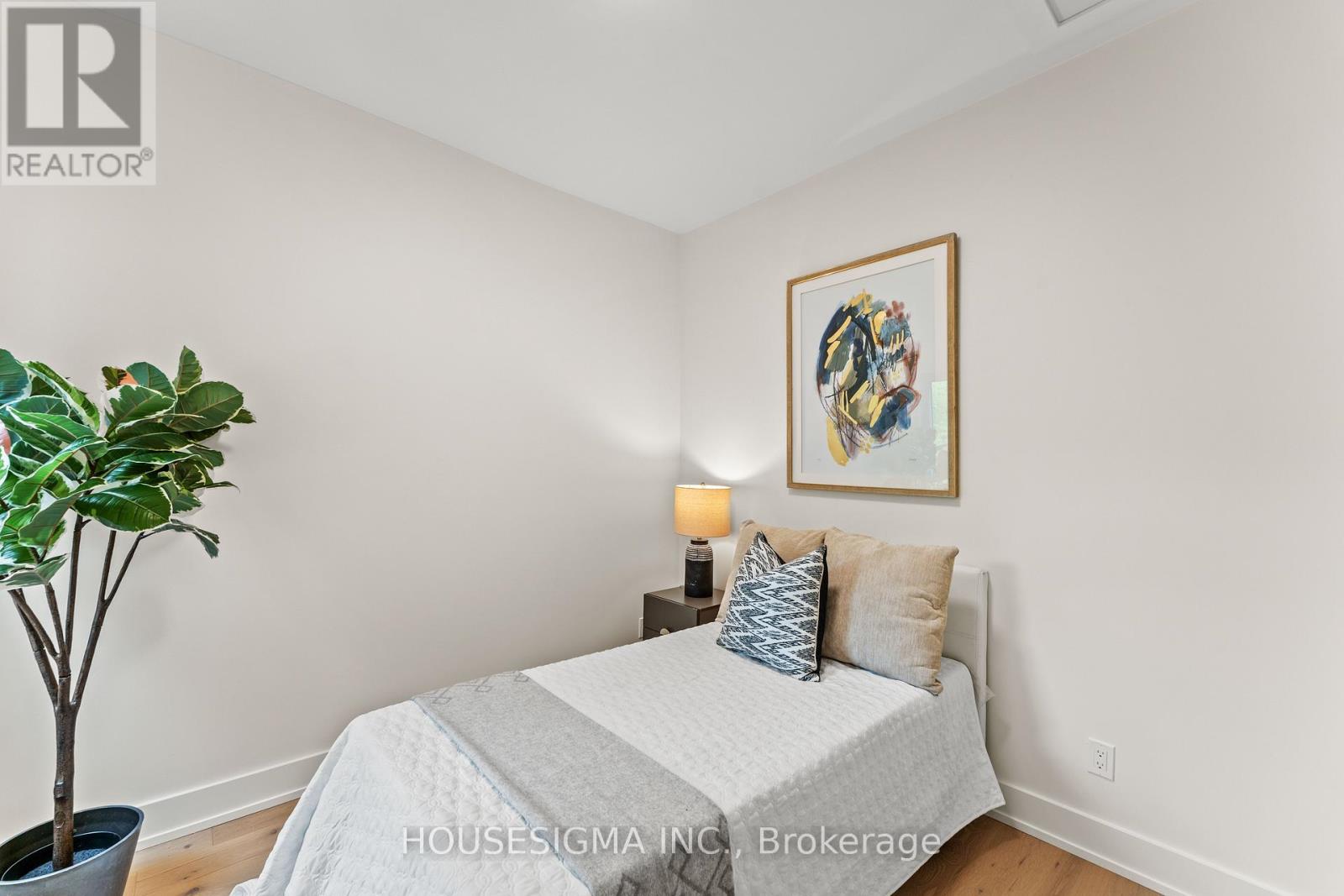 204 Franklin Avenue, Toronto, Ontario  M6P 3Z3 - Photo 30 - W12409406