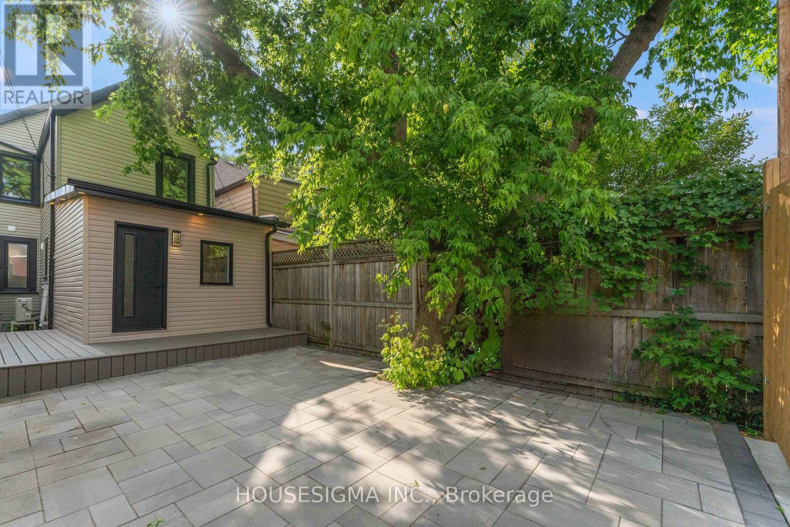 204 Franklin Avenue, Toronto, Ontario  M6P 3Z3 - Photo 46 - W12409406