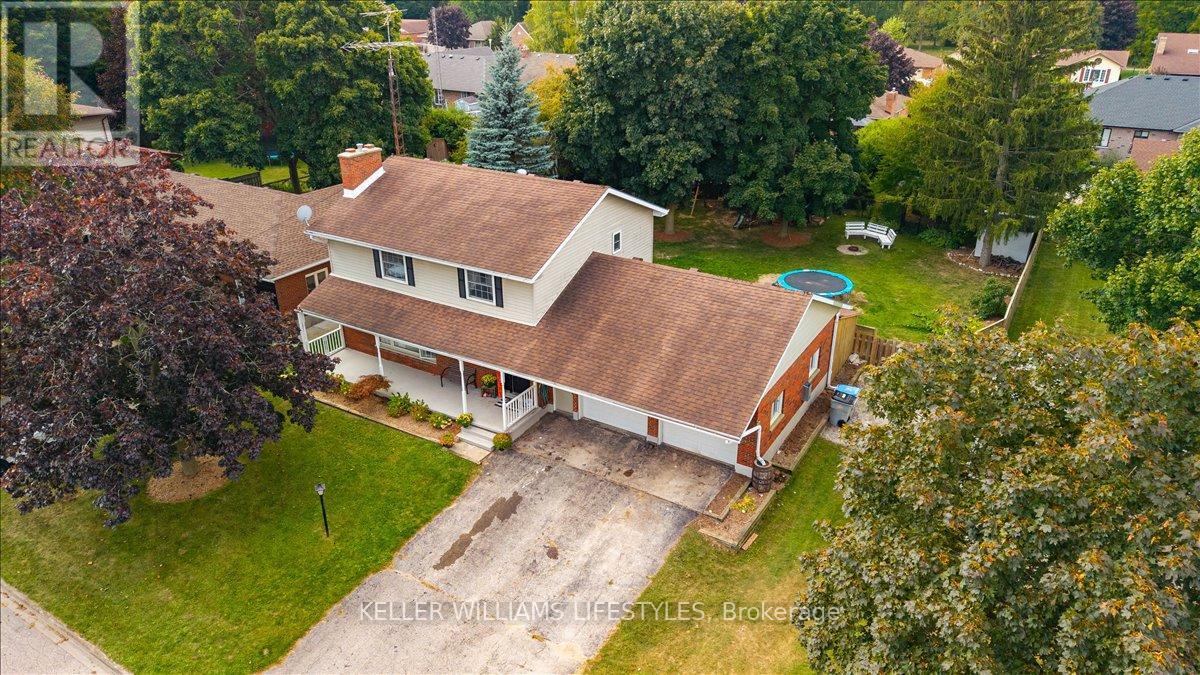 22 Park Lane, Lambton Shores, Ontario  N0N 1J0 - Photo 42 - X12409277