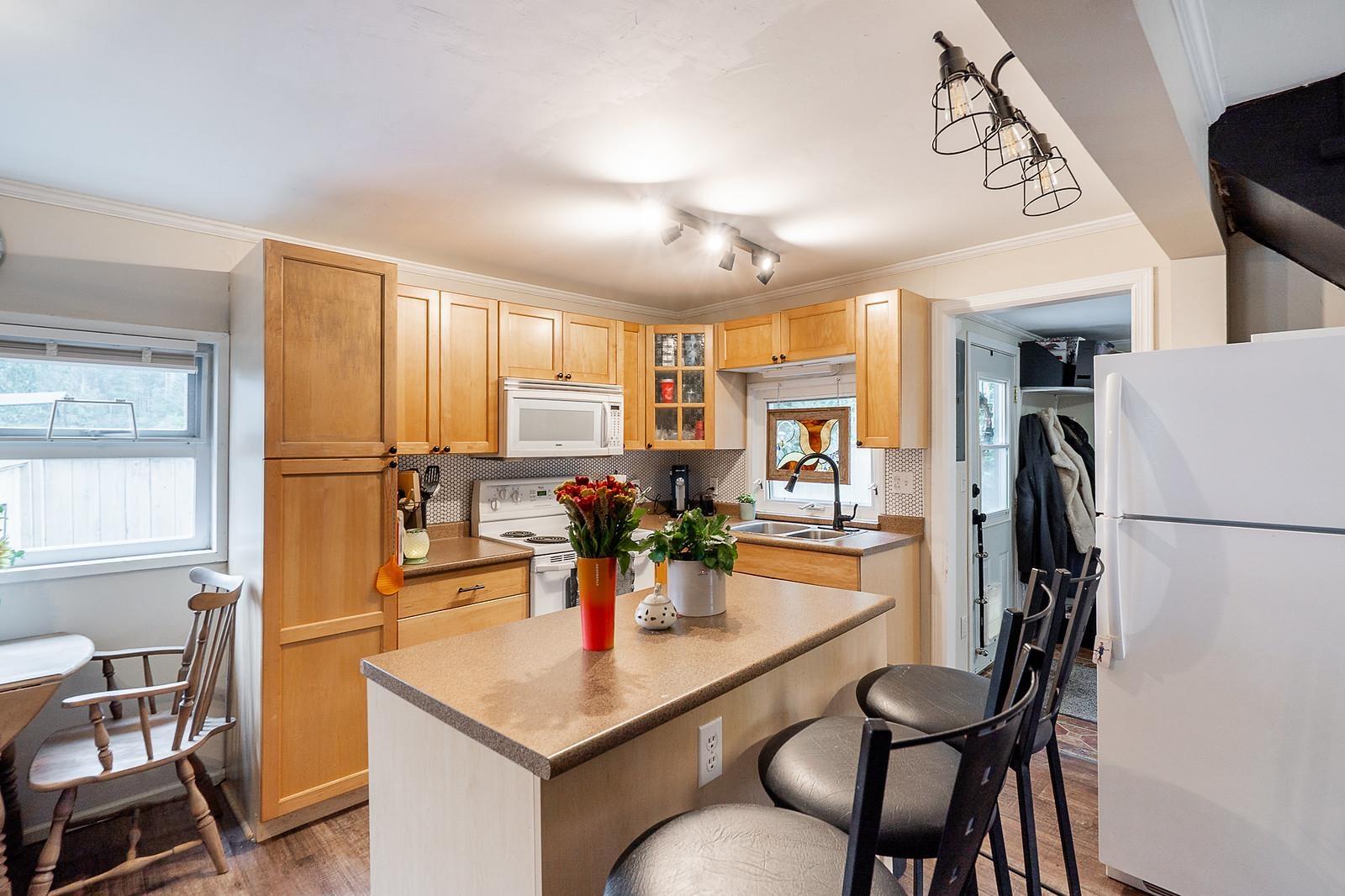 338 Balsam Street, Cultus Lake North, Cultus Lake, British Columbia  V2R 4Y8 - Photo 12 - R3048254
