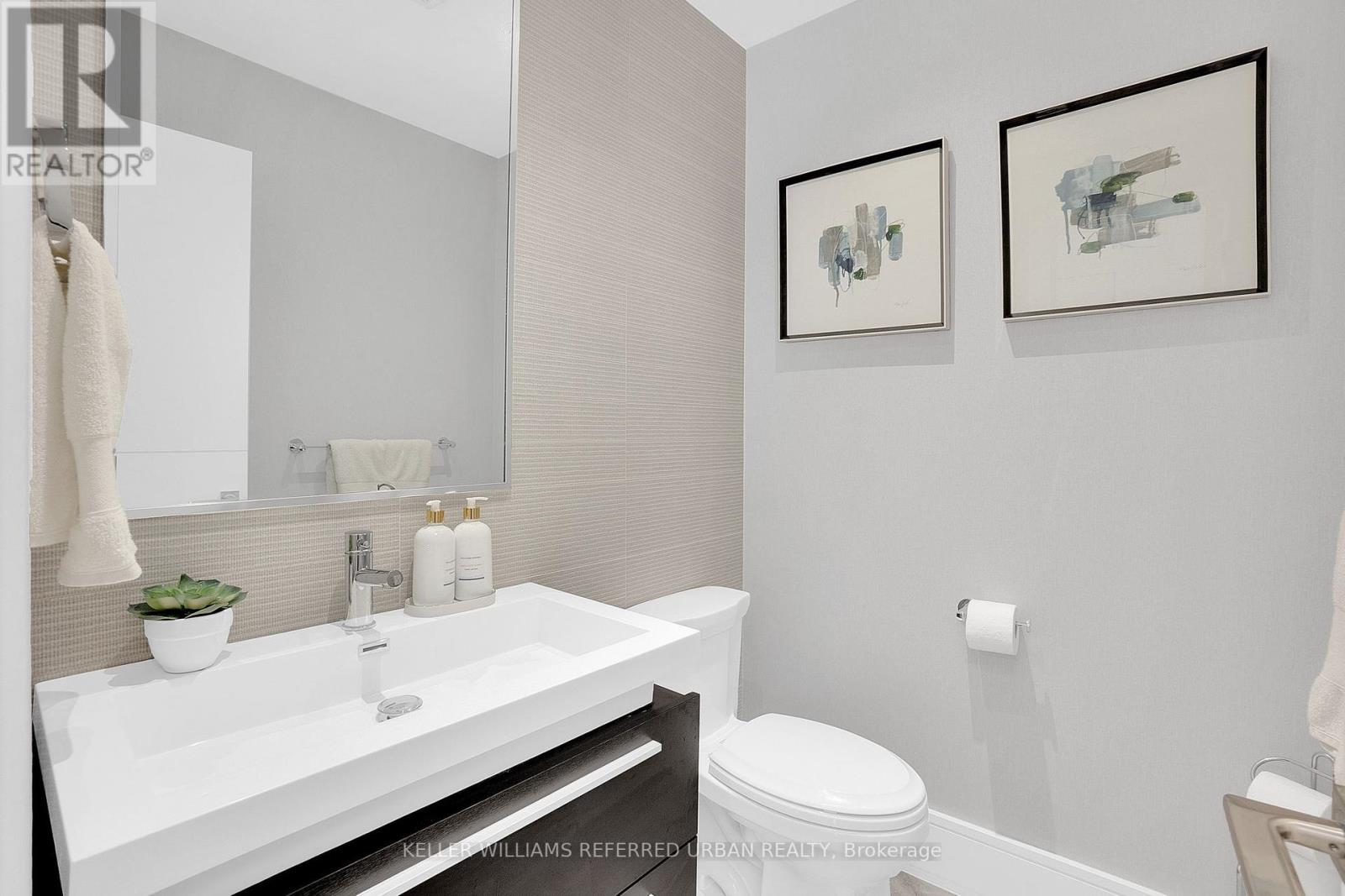 68 Findlay Avenue, King, Ontario  L7B 1E2 - Photo 16 - N12408503
