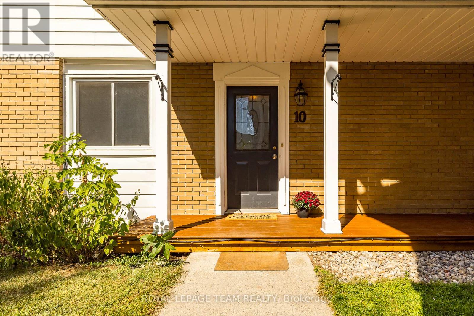 10 - 105 Parkinson St Street, North Grenville, Ontario  K0G 1J0 - Photo 5 - X12409284
